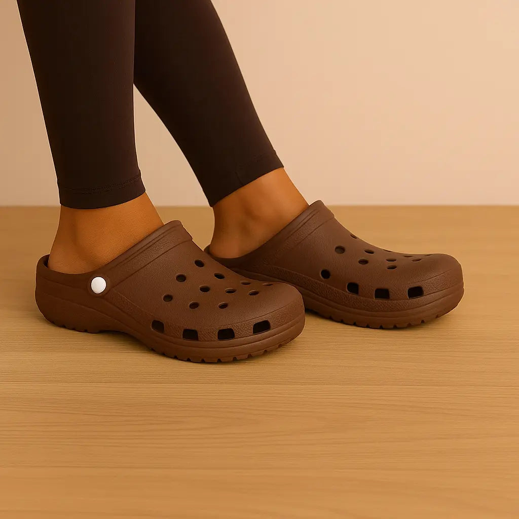 Foam Clogs - Brown