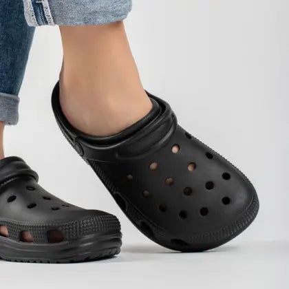Foam Clogs - Black